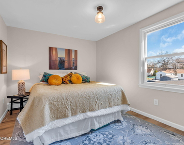 282 Carr Avenue - Photo Thumbnail 14