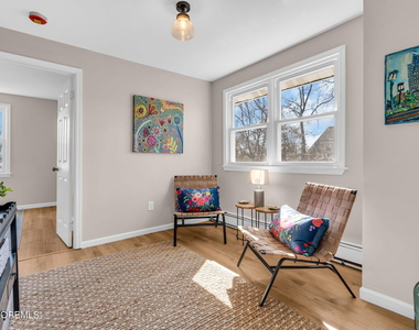 282 Carr Avenue - Photo Thumbnail 18