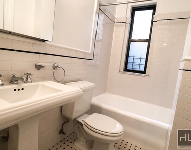 East 80th Street - Photo Thumbnail 6