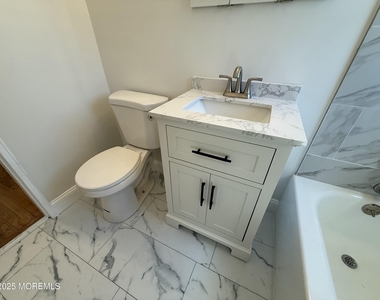 58 Stonehurst Boulevard - Photo Thumbnail 14