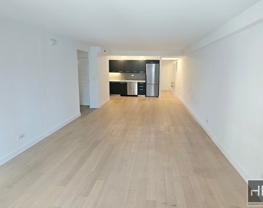 East 39th Street - Photo Thumbnail 1