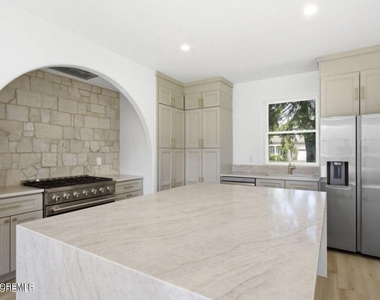 194 Fort Plains Road - Photo Thumbnail 14