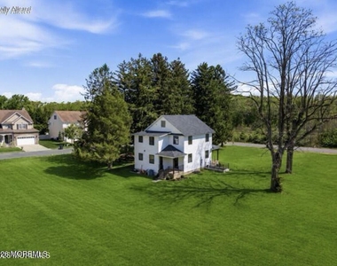 194 Fort Plains Road - Photo Thumbnail 2