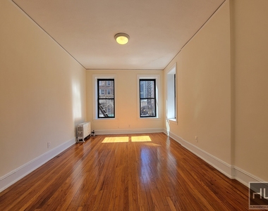 East 38th Street - Photo Thumbnail 3