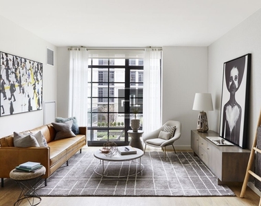 39th Avenue - Photo Thumbnail 1