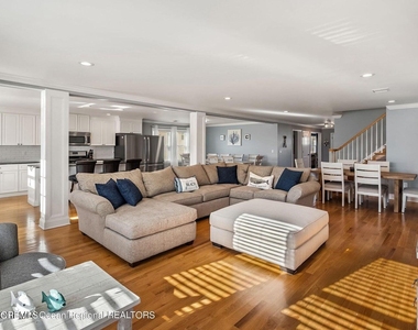 32 Niblick Street - Photo Thumbnail 12