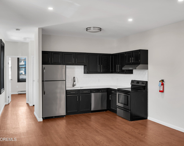31 W Front Street - Photo Thumbnail 2