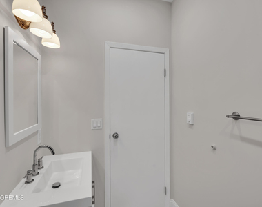 31 W Front Street - Photo Thumbnail 7