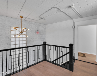 31 W Front Street - Photo Thumbnail 14