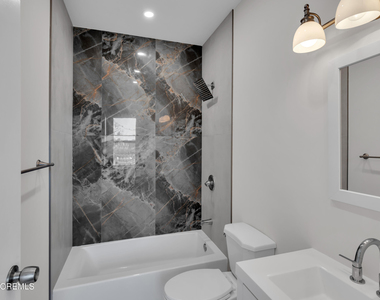 31 W Front Street - Photo Thumbnail 5