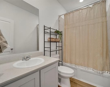 3221 Sioux Trail - Photo Thumbnail 3