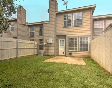 12816 Seaside Drive - Photo Thumbnail 16