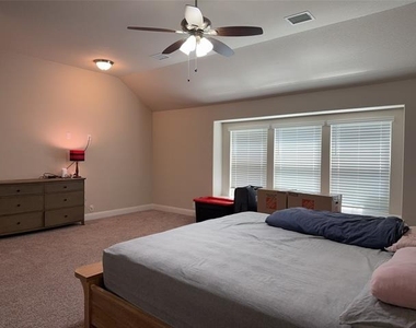 1113 Pheasant Crossing - Photo Thumbnail 14