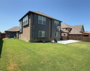 1113 Pheasant Crossing - Photo Thumbnail 25