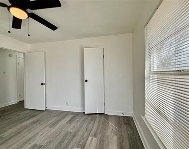 1509 Se 18th Street - Photo Thumbnail 15