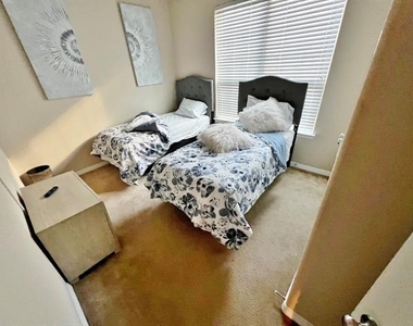 9322 Moon River Drive - Photo Thumbnail 7