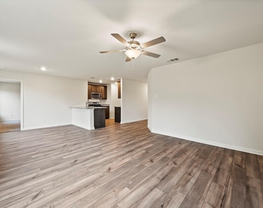 908 Burlington Avenue - Photo Thumbnail 4