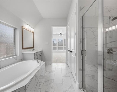 1822 Buckeye Lane - Photo Thumbnail 35
