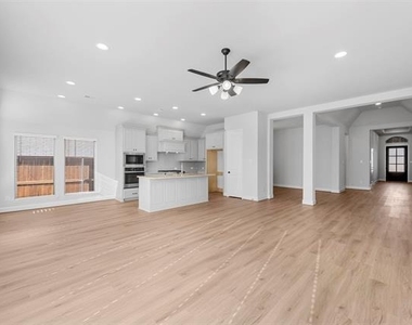 1822 Buckeye Lane - Photo Thumbnail 16
