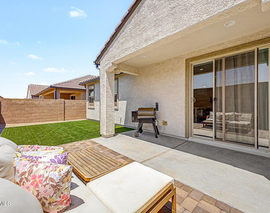 5816 N 90th Drive - Photo Thumbnail 1