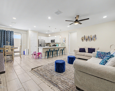 5816 N 90th Drive - Photo Thumbnail 19