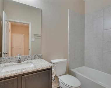 1517 Hill Top Court - Photo Thumbnail 23