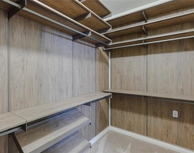 1517 Hill Top Court - Photo Thumbnail 20