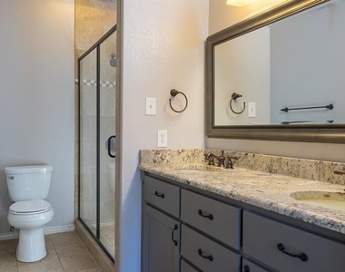 3230 Cole Avenue - Photo Thumbnail 8