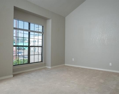 3230 Cole Avenue - Photo Thumbnail 7
