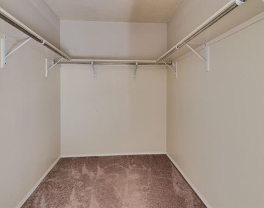 13048 Fencerow Road - Photo Thumbnail 18