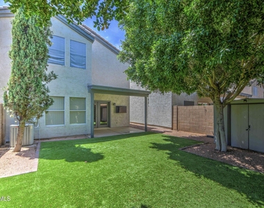 18613 N 35th Street - Photo Thumbnail 9