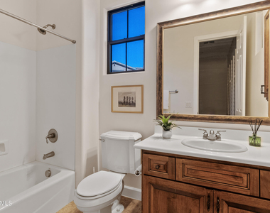 17809 N 57th Place - Photo Thumbnail 22