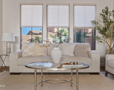 17809 N 57th Place - Photo Thumbnail 14