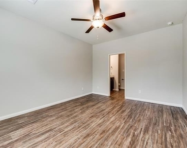 1503 Hill Top Court - Photo Thumbnail 21