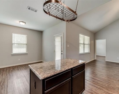 1503 Hill Top Court - Photo Thumbnail 14