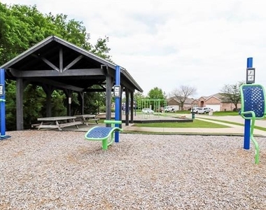 1503 Hill Top Court - Photo Thumbnail 32