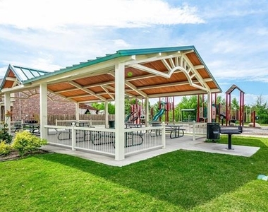 1503 Hill Top Court - Photo Thumbnail 34