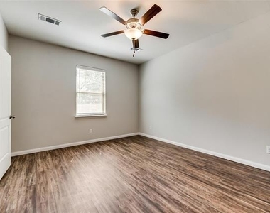 1503 Hill Top Court - Photo Thumbnail 22