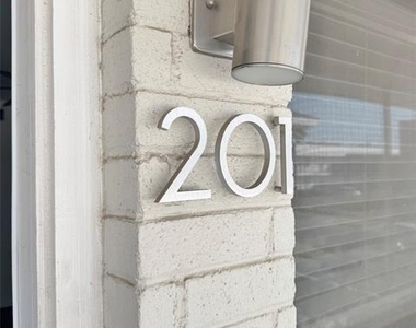 5010 San Jacinto Street - Photo Thumbnail 9