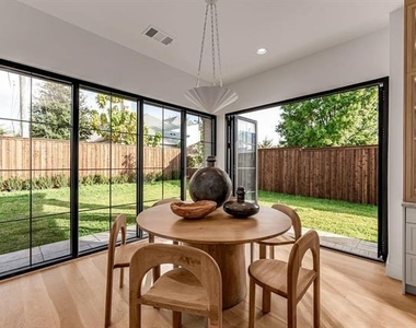 10050 Gooding Drive - Photo Thumbnail 24