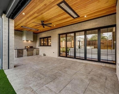 10050 Gooding Drive - Photo Thumbnail 36