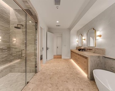 10050 Gooding Drive - Photo Thumbnail 29