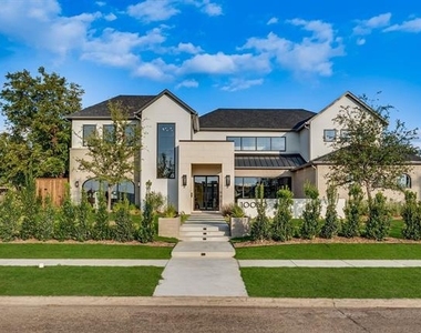 10050 Gooding Drive - Photo Thumbnail 1