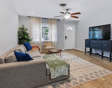 8005 Lazy Lane Road - Photo Thumbnail 6