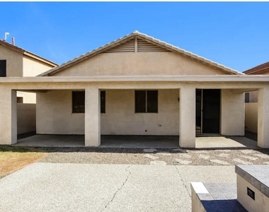 11179 W Berkeley Road - Photo Thumbnail 14