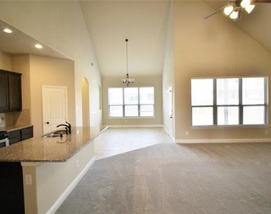 505 Clemson Lane - Photo Thumbnail 5