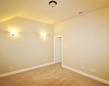 505 Clemson Lane - Photo Thumbnail 32