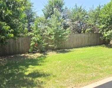 2614 Independence Drive - Photo Thumbnail 13