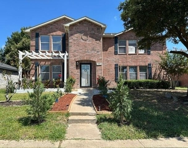 1508 Coral Reef Lane - Photo Thumbnail 1