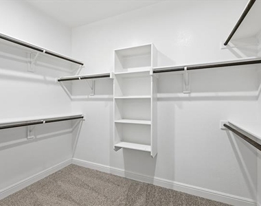 704 Wilmott Terrace - Photo Thumbnail 18